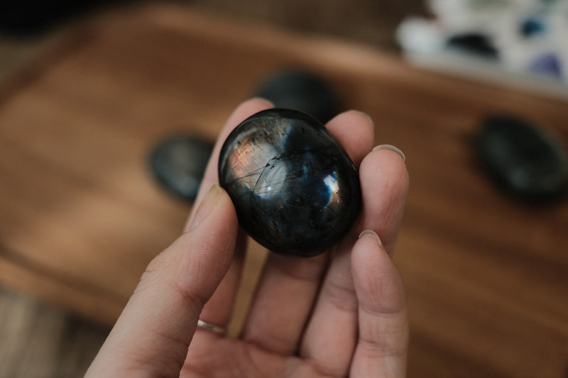 Labradorite Pebble